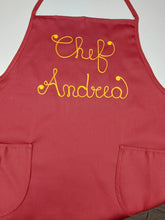 Carica l'immagine nel visualizzatore di Gallery, Grembiule unisex personalizzato in cotone 100% IDEA REGALO,disponibile in 5 colori