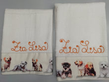 Carica l'immagine nel visualizzatore di Gallery, Asciugamano e ospite CON NOME personalizzato CANI cotone 100% disponibile in 4 colori