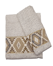 Carica l'immagine nel visualizzatore di Gallery, Set salvietta e ospite CHEVRON 100% cotone Made in Italy 🇮🇹 2 colori
