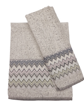 Carica l'immagine nel visualizzatore di Gallery, Set salvietta e ospite ETNICO 100% cotone Made in Italy 🇮🇹 2 colori

